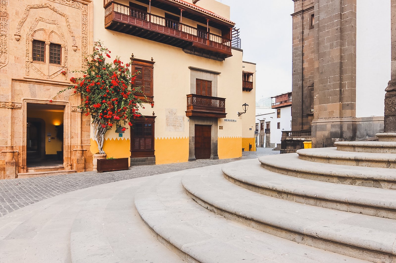 GRAN_CANARIA_FLOATER_PRODUCTIONS_GC_01_05_GRAN CANARIA_LAS PALMAS_CALLES-1_53