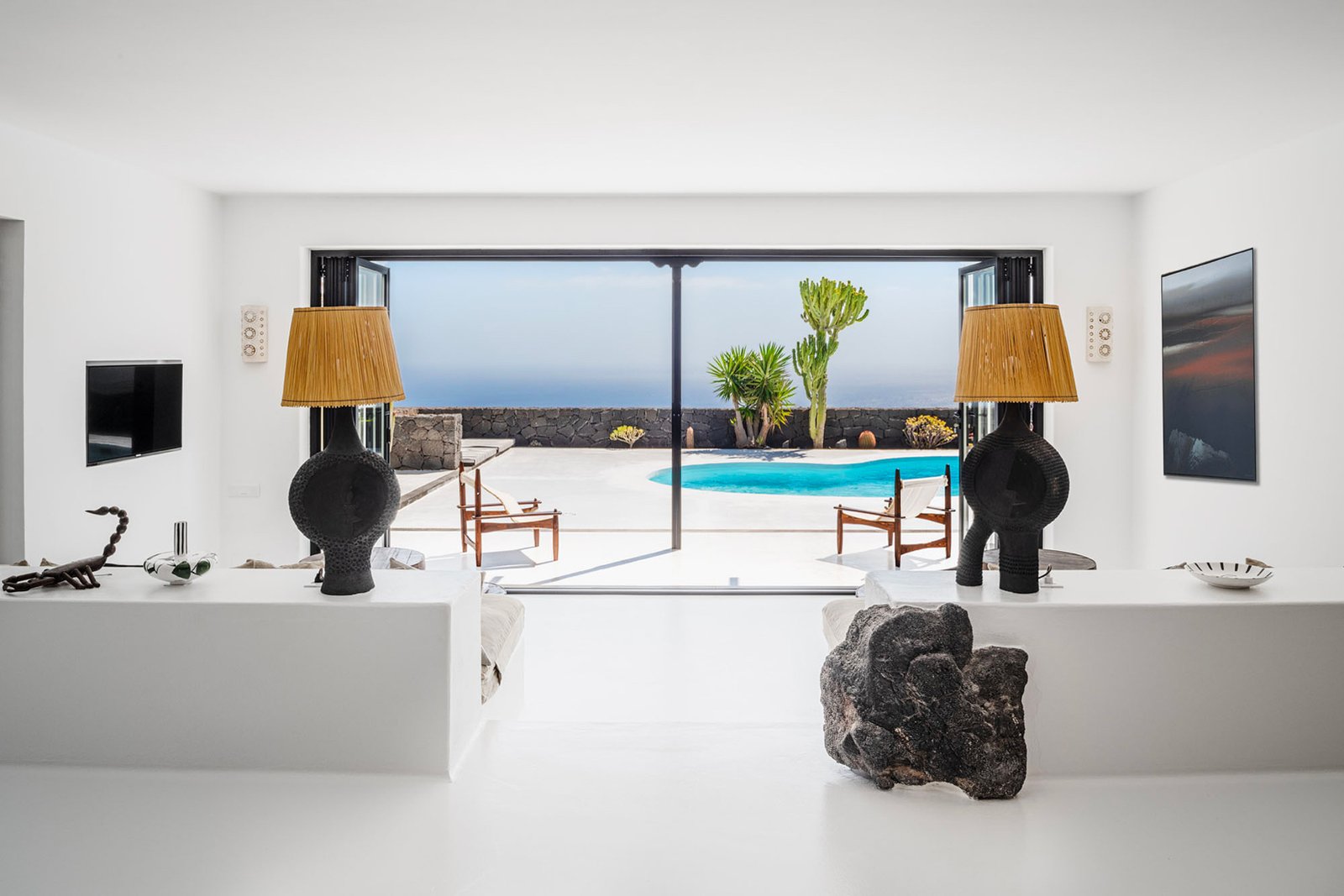 LANZAROTE_FLOATER_PRODUCTIONS_CFN16