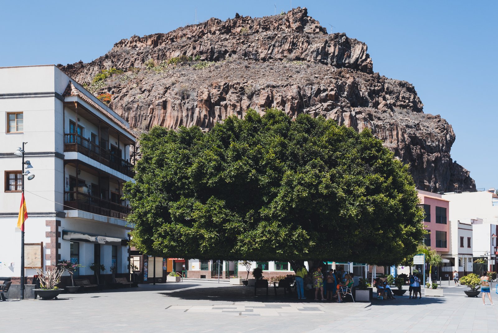 LA_GOMERA_FLOATER_PRODUCTIONS__ER20177