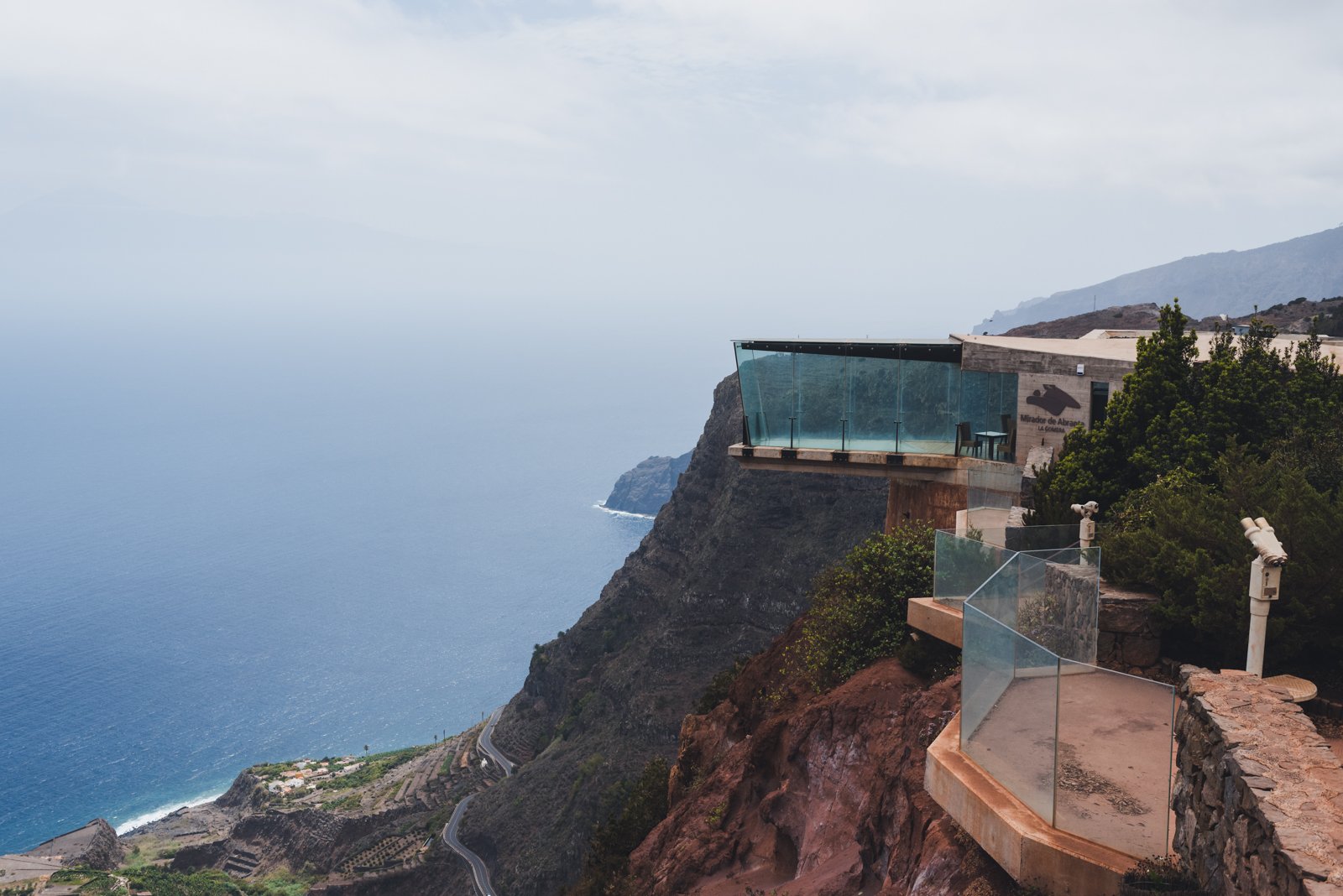 LA_GOMERA_FLOATER_PRODUCTIONS__ER29857