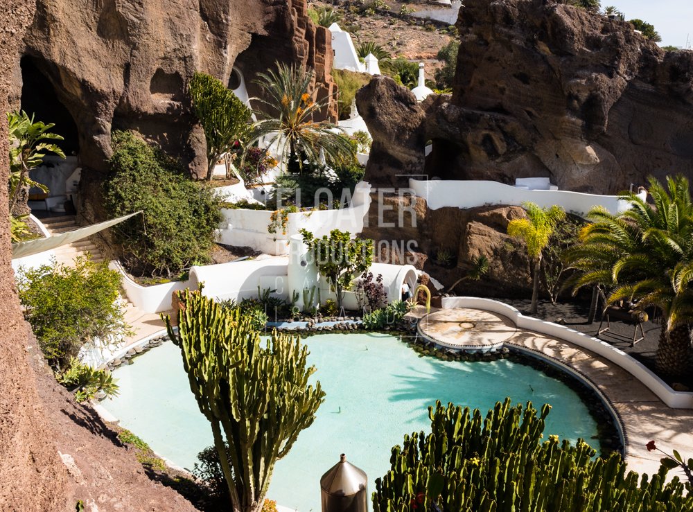 LOCATION-MANAGER-LANZAROTE-01