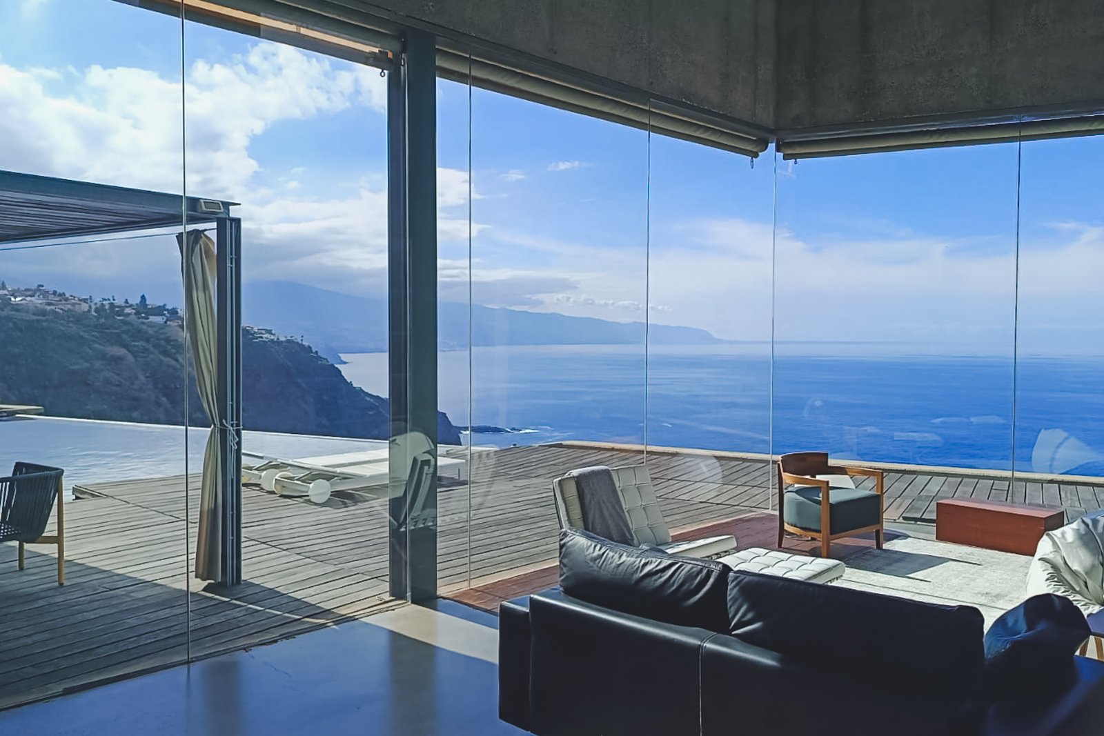 TENERIFE_FLOATER_PRODUCTIONS_AND02_IMG-20231127-WA0029