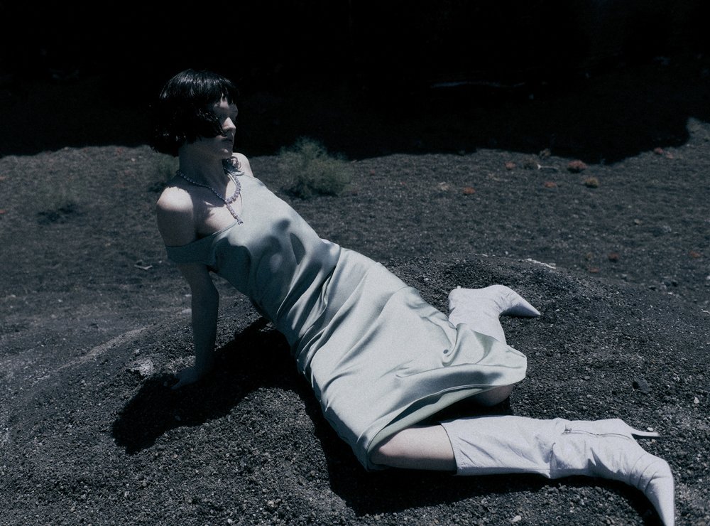 002_PATRIZIA PEPE_SHOOTING_LANZAROTE_FW2025_FLOATER