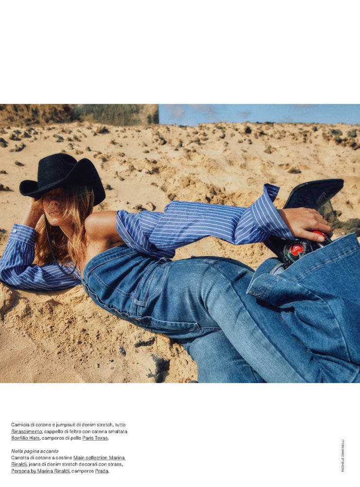 003_ELLE ITALIA_EDITORIAL_2025_THE DESERT_FUERTEVENTURA_FLOATER