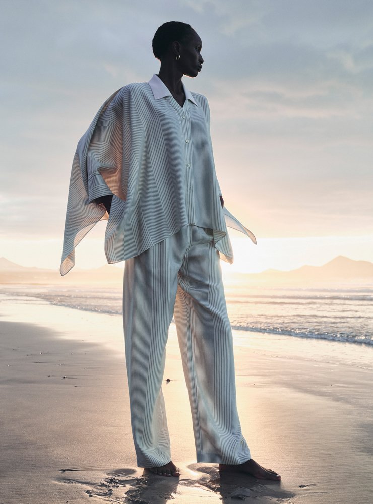 004_AGNONA_SHOOTING_LANZAROTE_SS2024_FLOATER