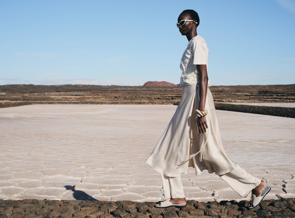 009_AGNONA_SHOOTING_LANZAROTE_SS2024_FLOATER