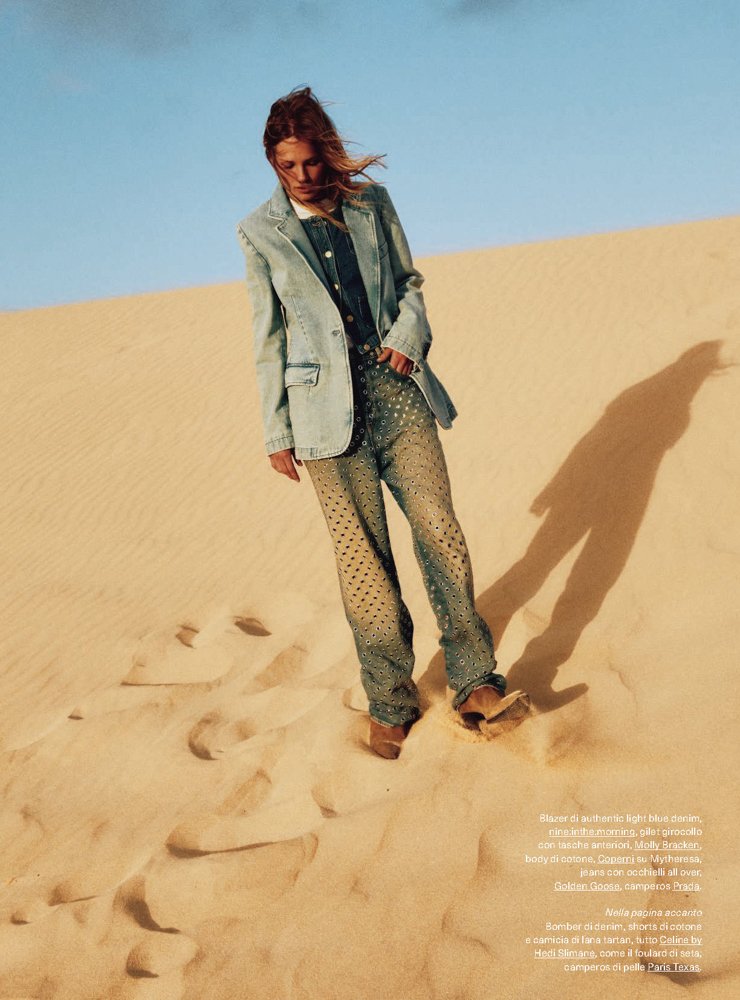 009_ELLE ITALIA_EDITORIAL_2025_THE DESERT_FUERTEVENTURA_FLOATER